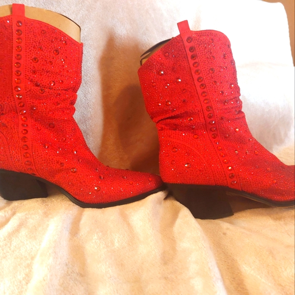 Jessica Simpson bootie red sz 11